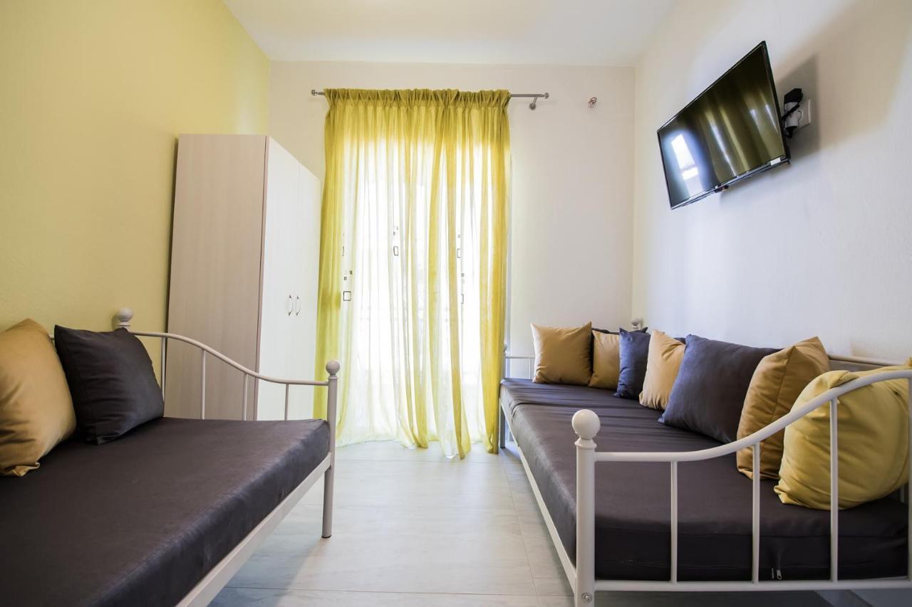 Chelona Apartments ネア・プラギア エクステリア 写真